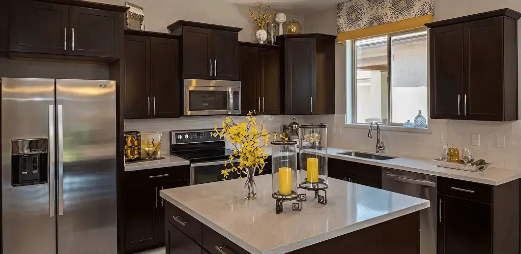 Cabinet painting results with freshly painted kitchen cabinets in Aurora, CO